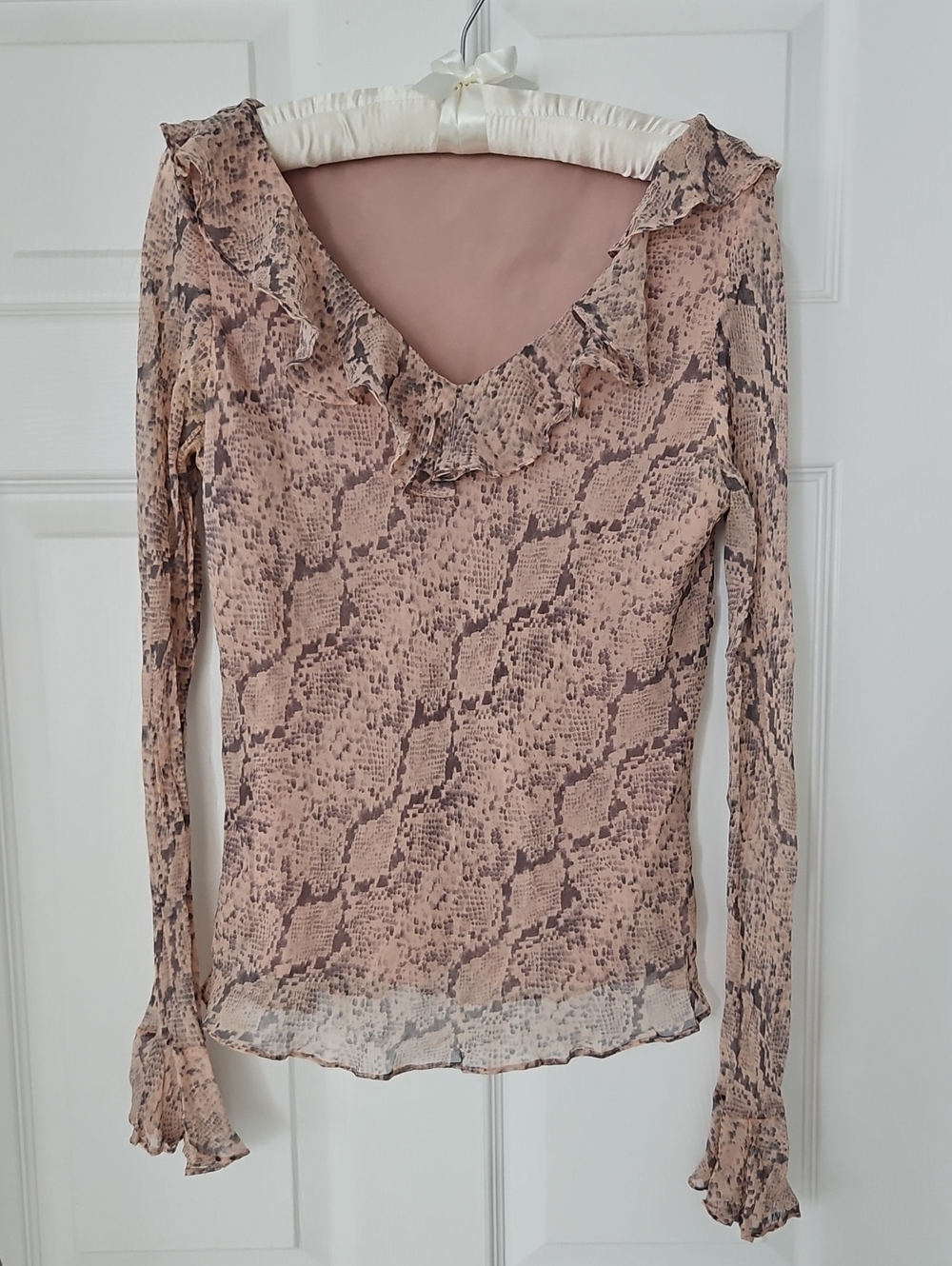 Ruffled Silk V-Neck Snake-Print Long Sleeve Blouse - Pink & Grey
